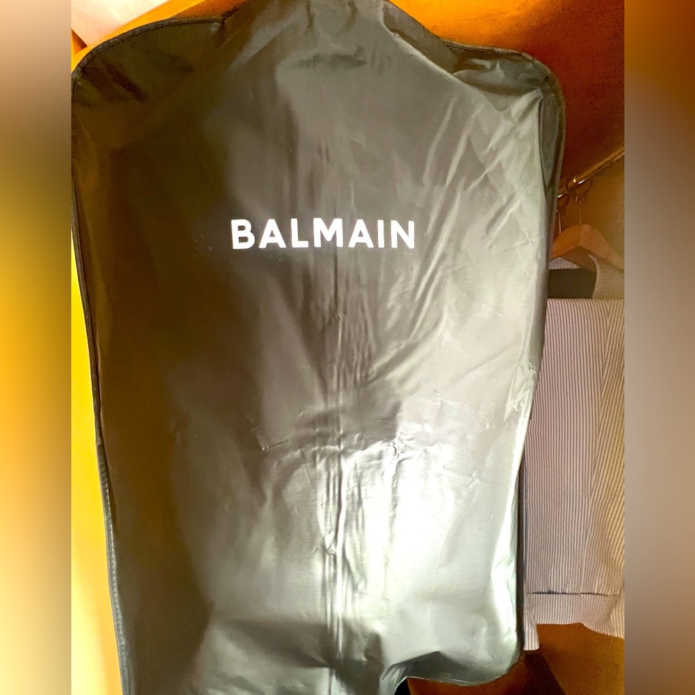 Balmain Paris - Picture 9 of 16